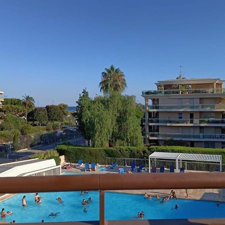 Inter-Residences Heliotel Marine Saint-Laurent-du-Var Bagian luar foto